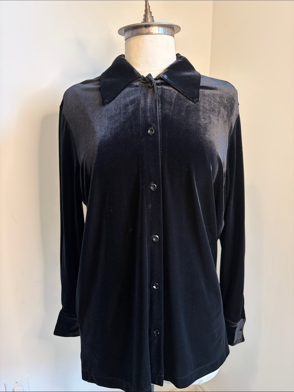 SUSAN BRISTOL Black Velvet Button Down Shirt SIZE SMALL